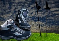pixabay_nordic_walking_hiking-shoes-276794_640